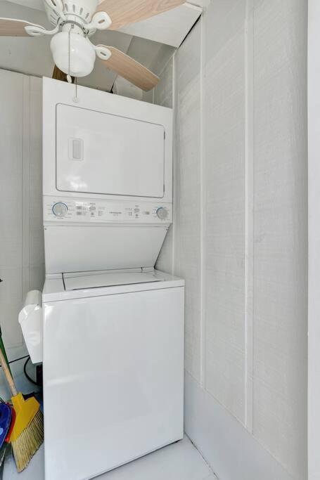 Charming 1Br Hideaway In فورت لودرديل المظهر الخارجي الصورة